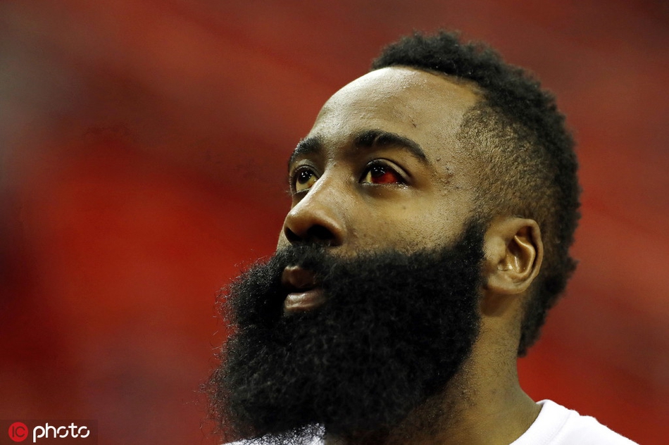 火箭险胜希腊男篮,哈登爆发神勇 火箭险胜希腊男篮,哈登爆发神勇