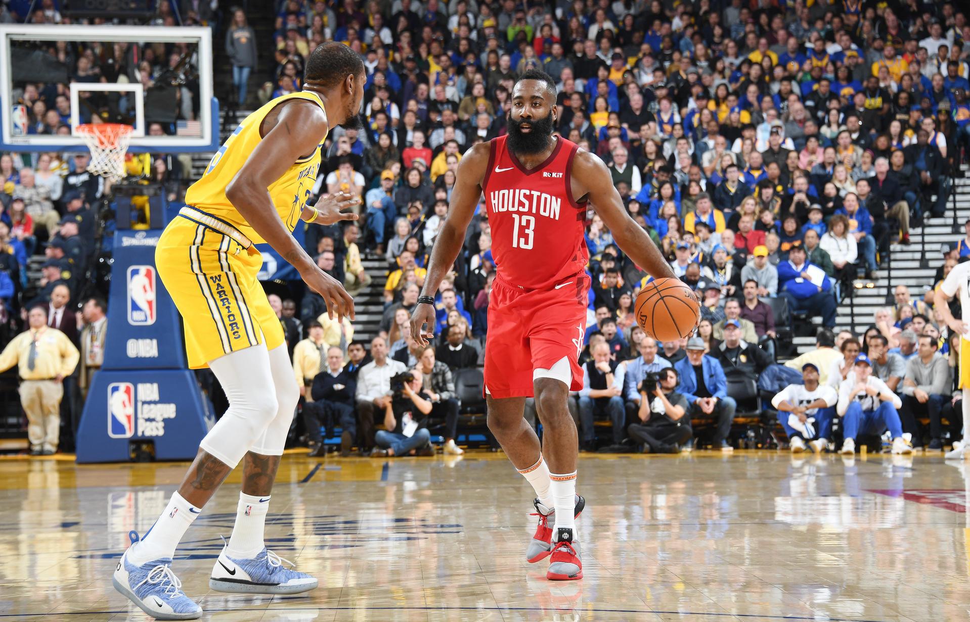 尤文横扫曼城,乔瓦尼·雷纳制霸全场 尤文横扫曼城,乔瓦尼·雷纳制霸全场