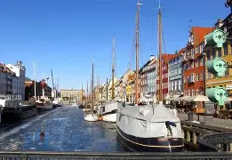 丹麦羽毛球队爆冷马来西亚羽毛球队，桃田贤斗送出助攻