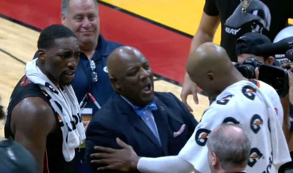 新疆队翻盘热火，武切维奇统治全场的简单介绍