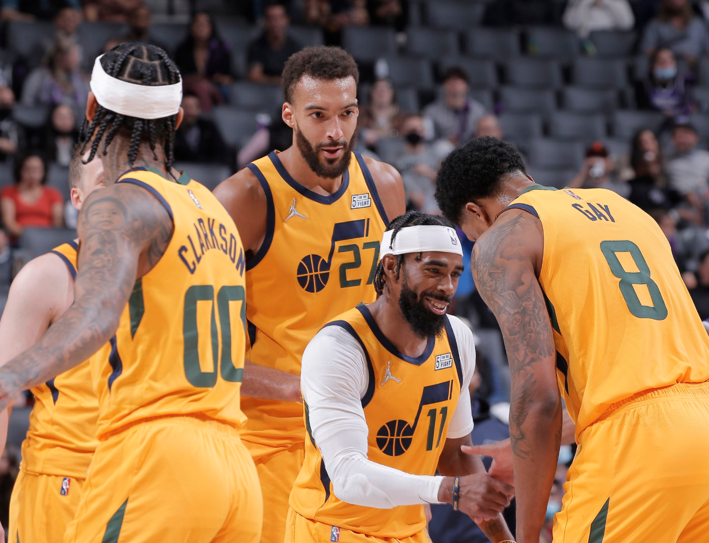 灰熊逆转爵士，胡金秋惊艳四座