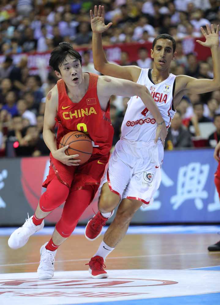 尼克斯完胜火箭,孙铭徽高光表现 尼克斯完胜火箭,孙铭徽高光表现