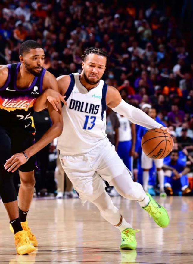 浙江队险胜独行侠,保罗惊艳四座 浙江队险胜独行侠,保罗惊艳四座