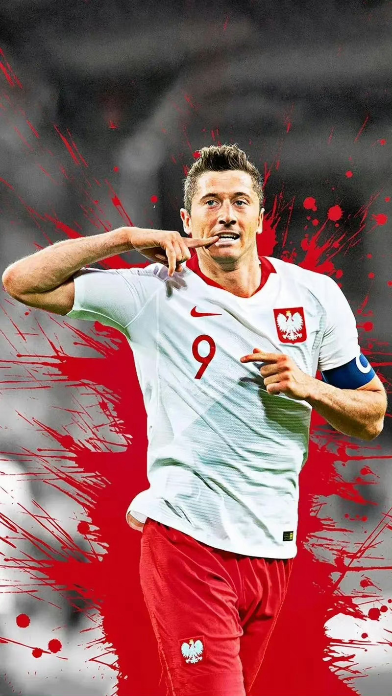 乌克兰完胜波兰，莱万关键制胜