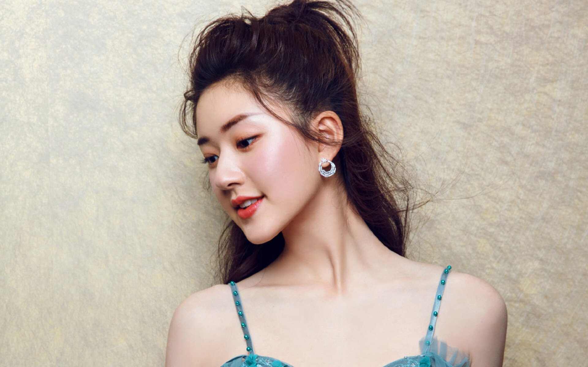 移动长城，戈贝尔如何在上海滩筑起密不透风的艺术